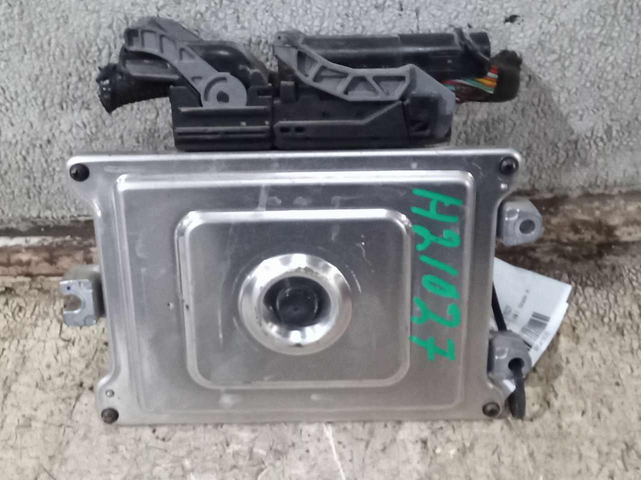 Part image 6