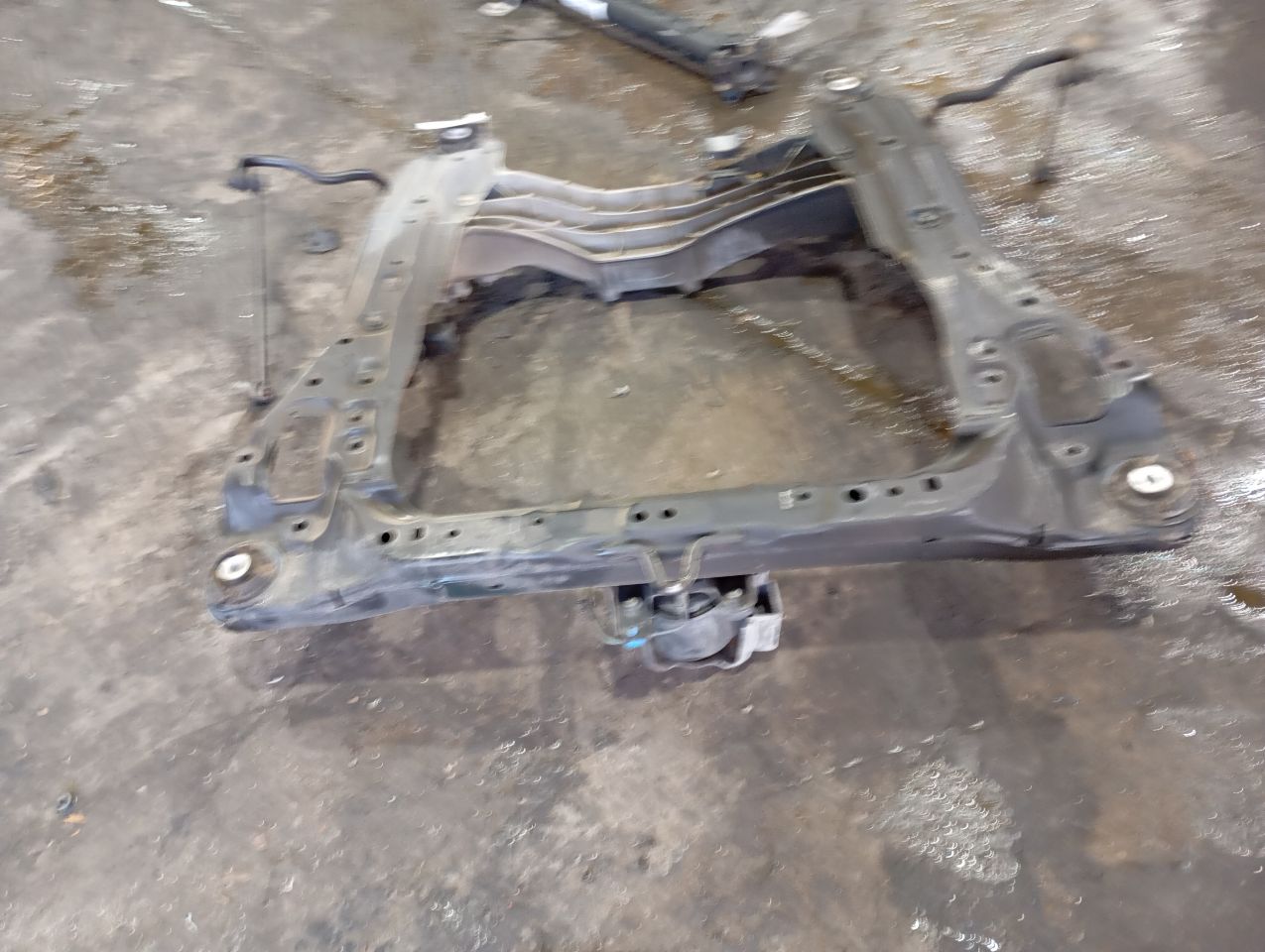 Part image 4