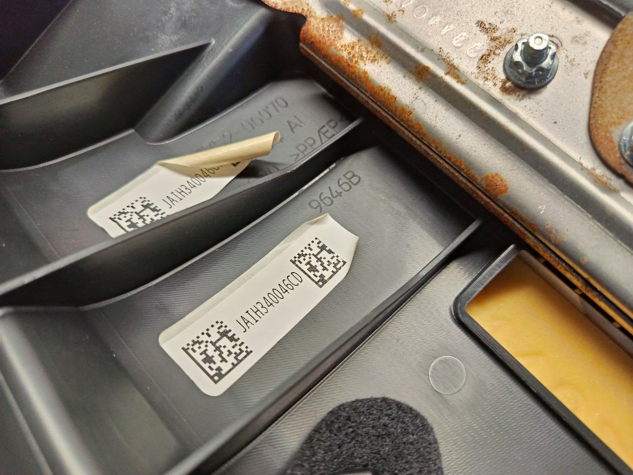 Part image 4