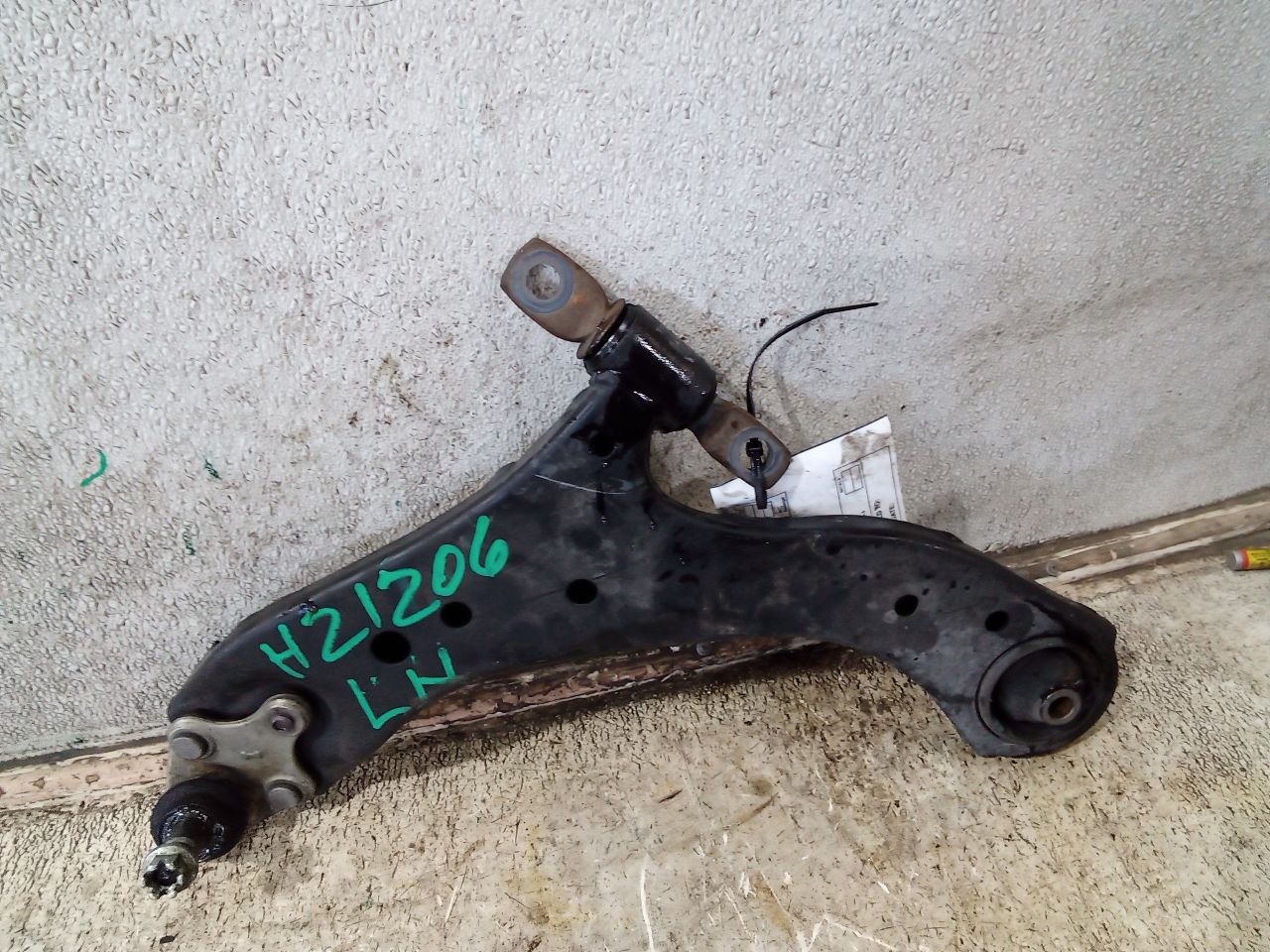 Part image 4