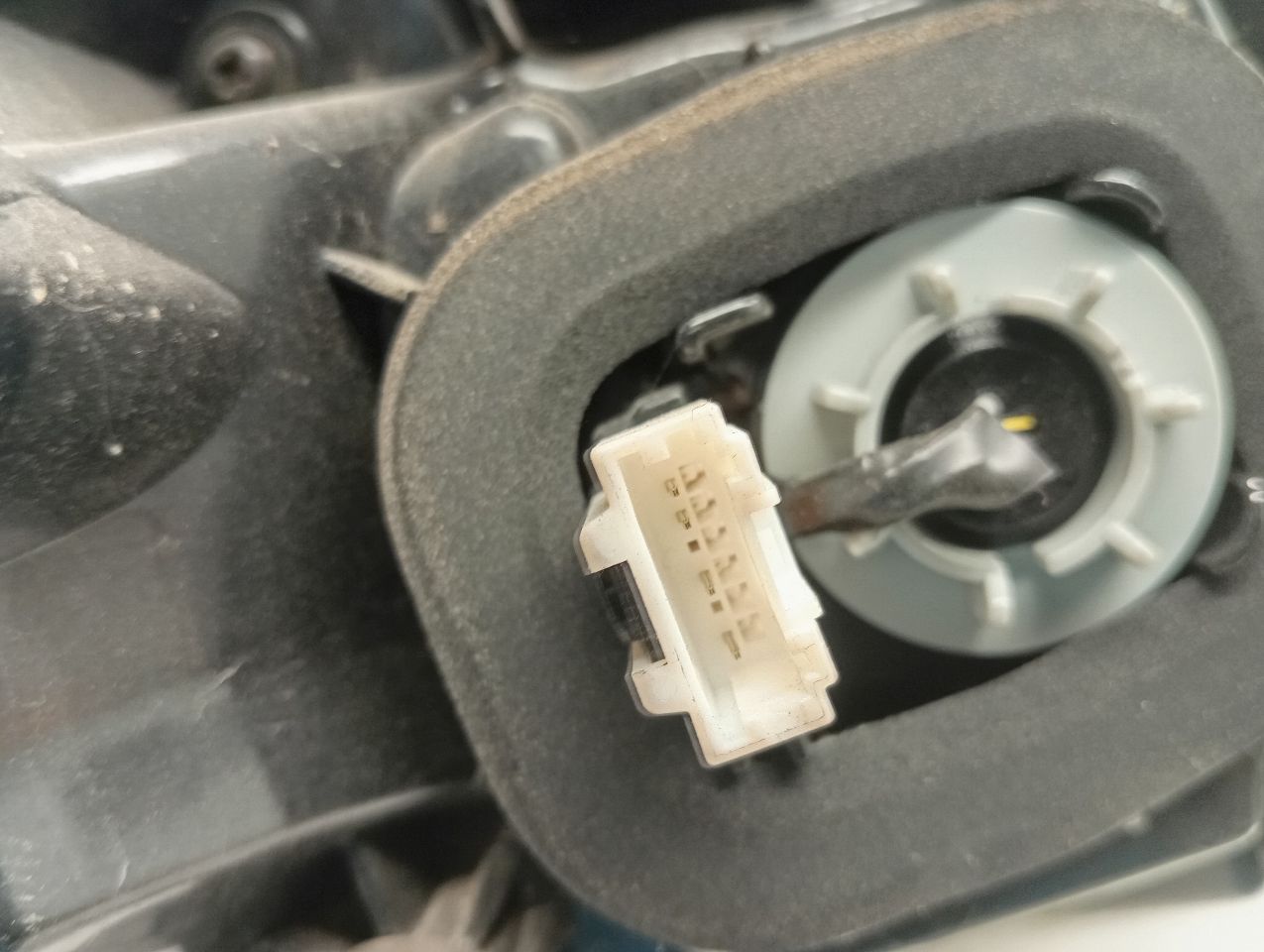 Part image 6