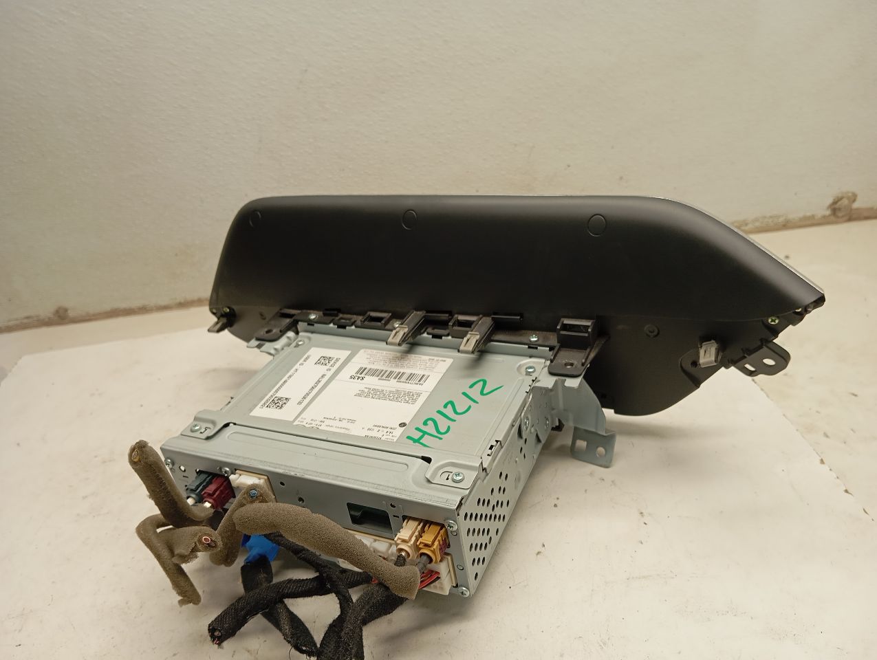 Part image 3