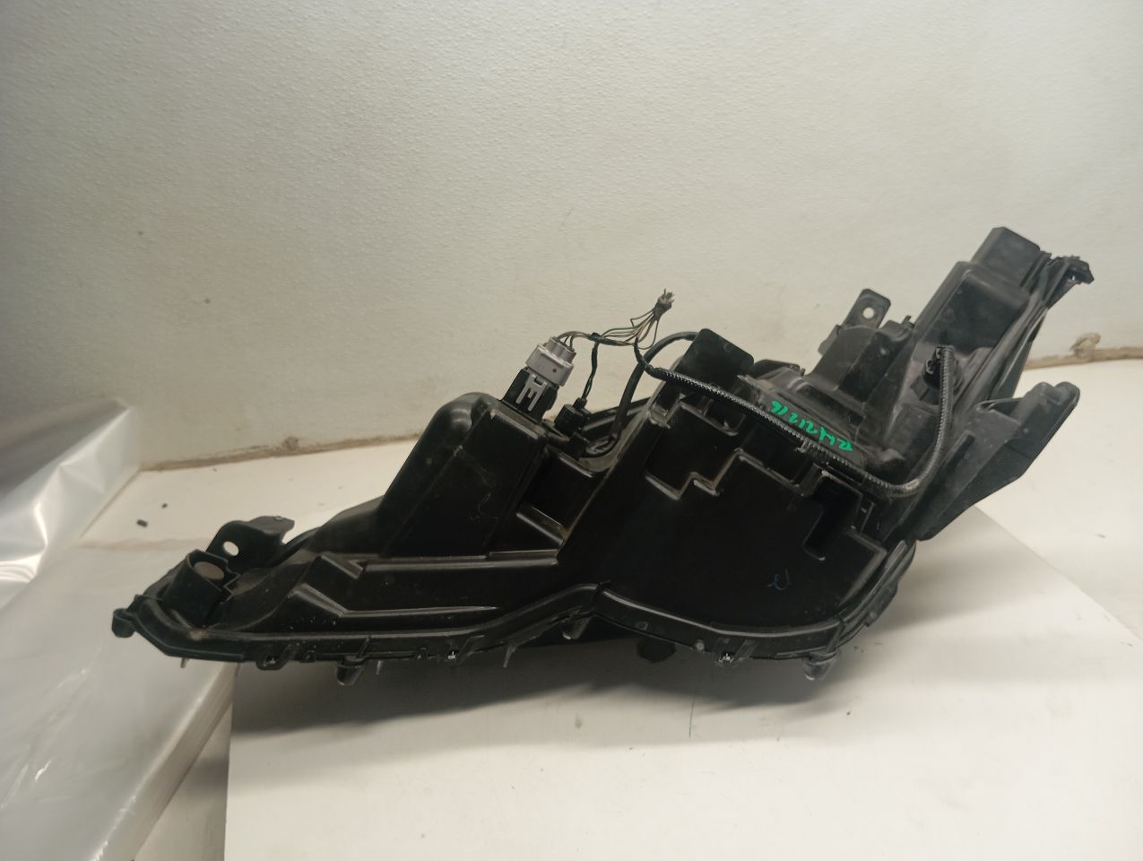Part image 6