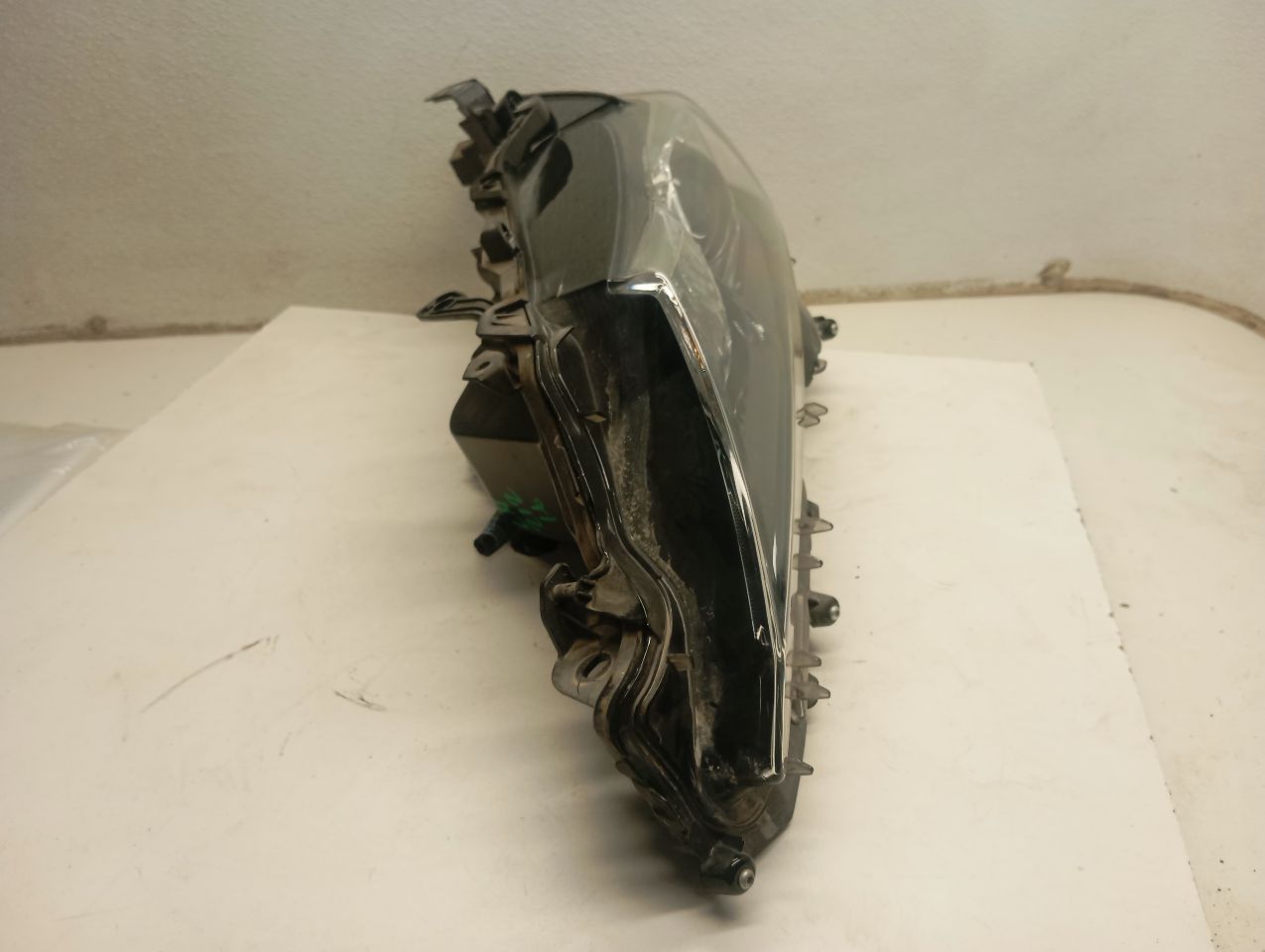 Part image 4
