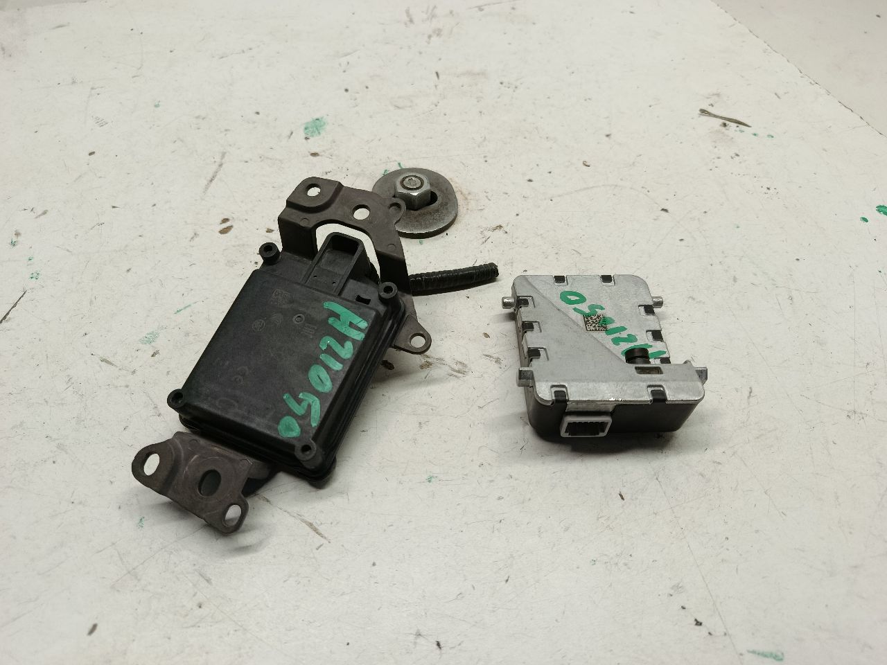 Part image 1