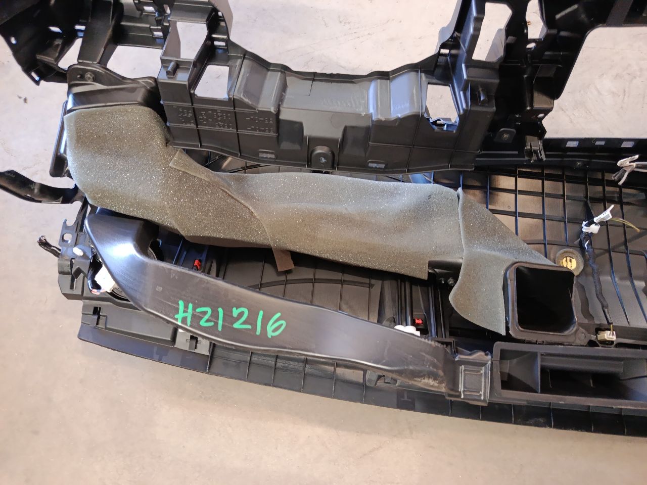 Part image 6