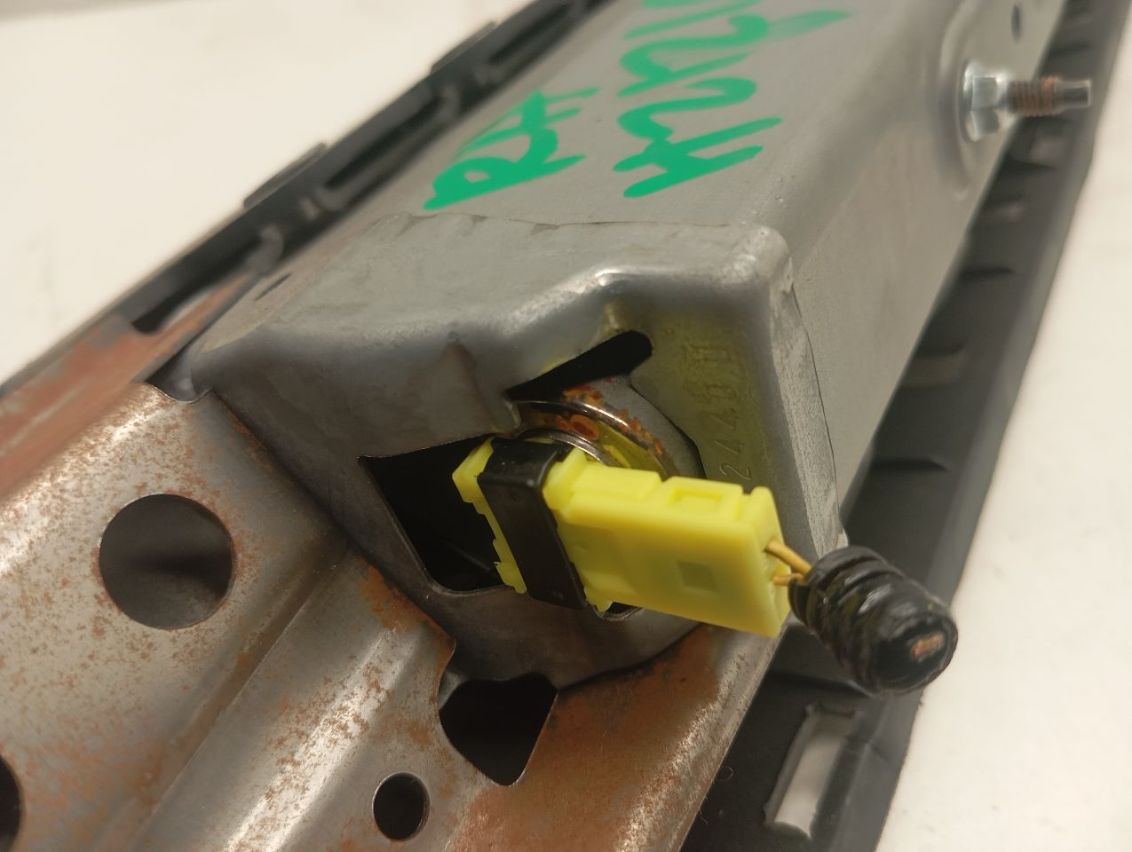 Part image 3