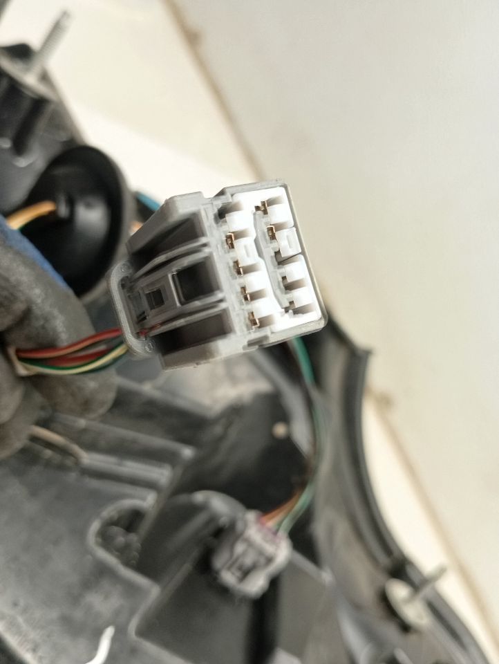 Part image 6