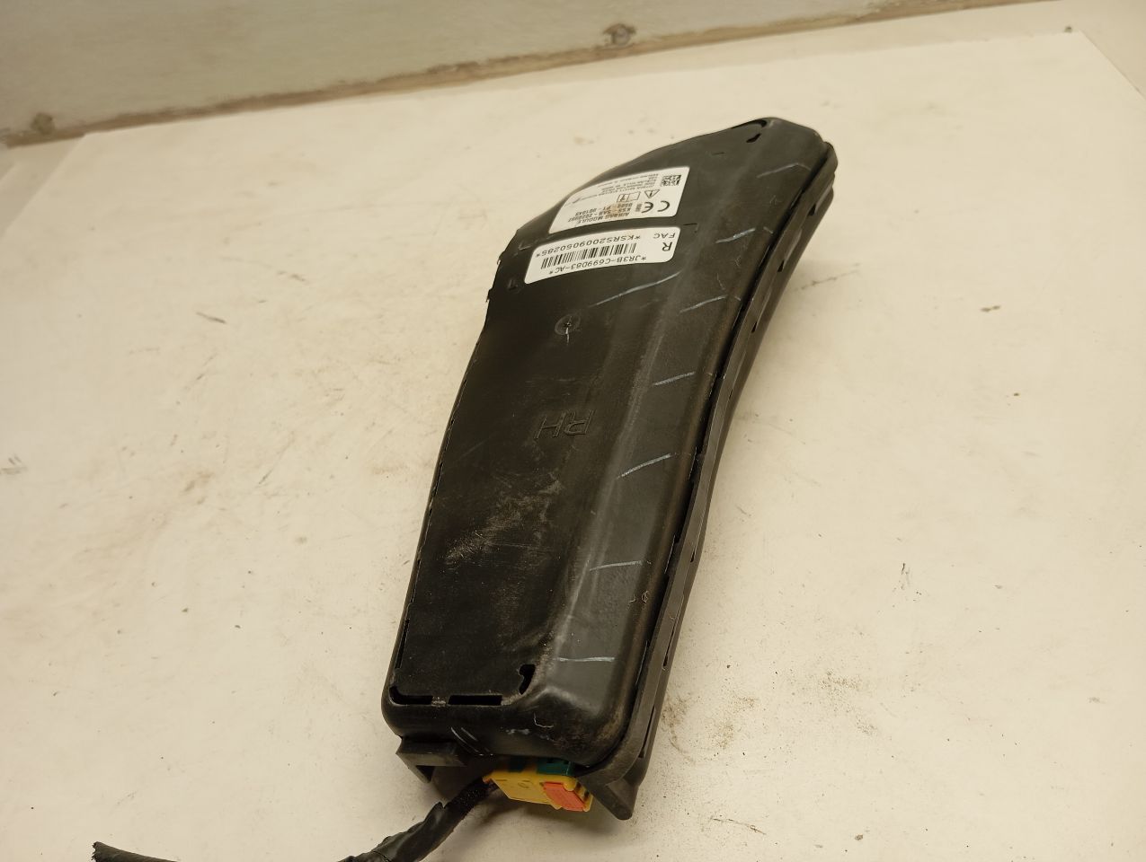 Part image 3