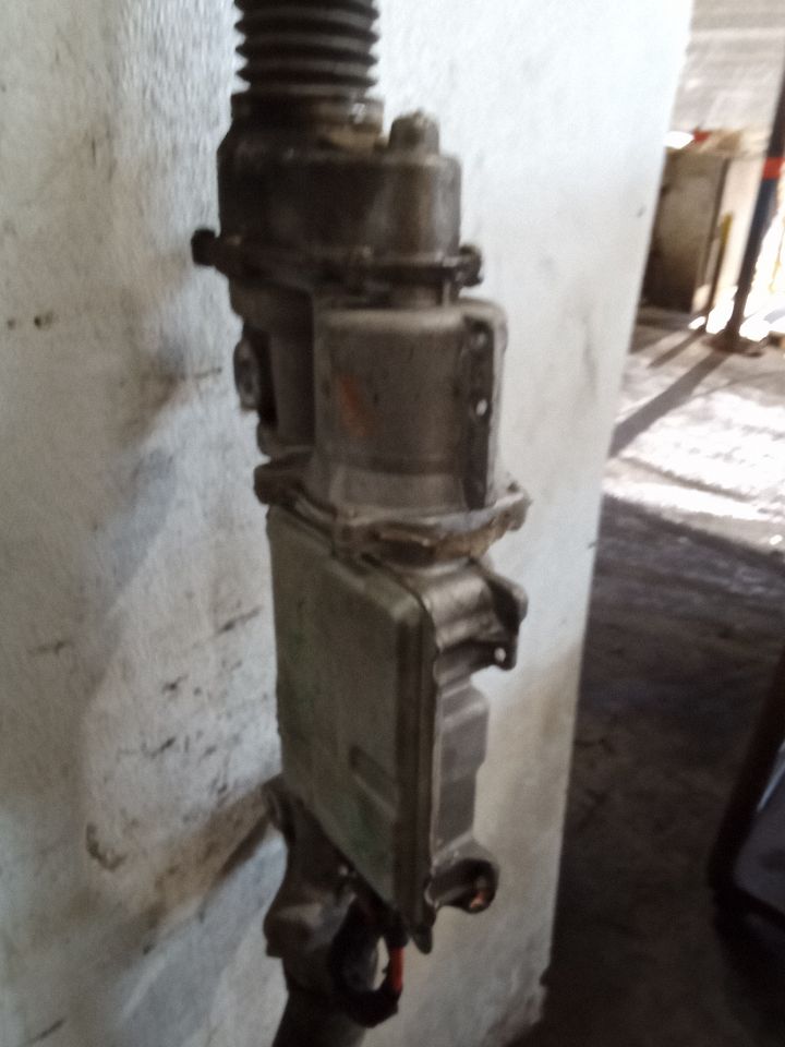 Part image 11
