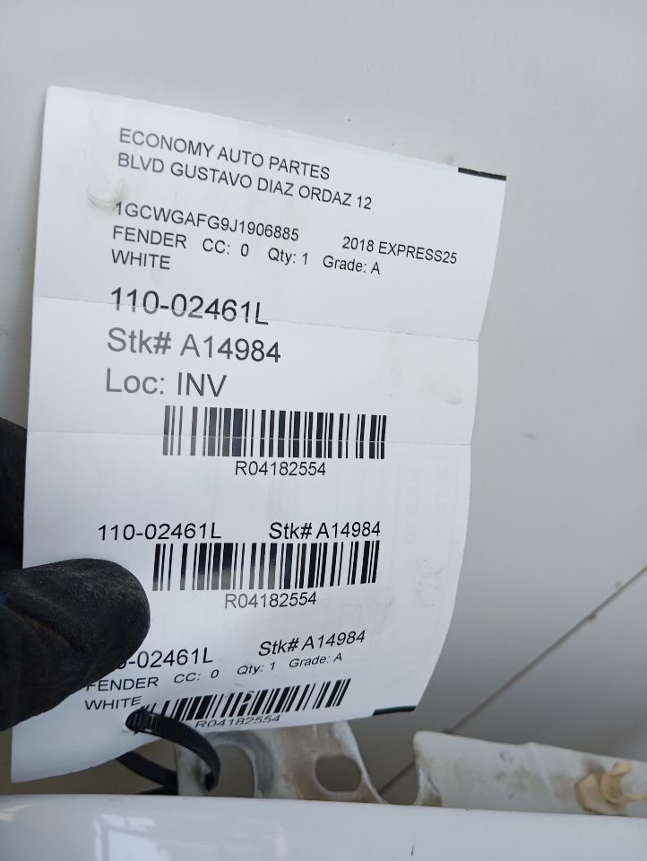 2018 EXPRESS 2500 VAN General Motors Fender
