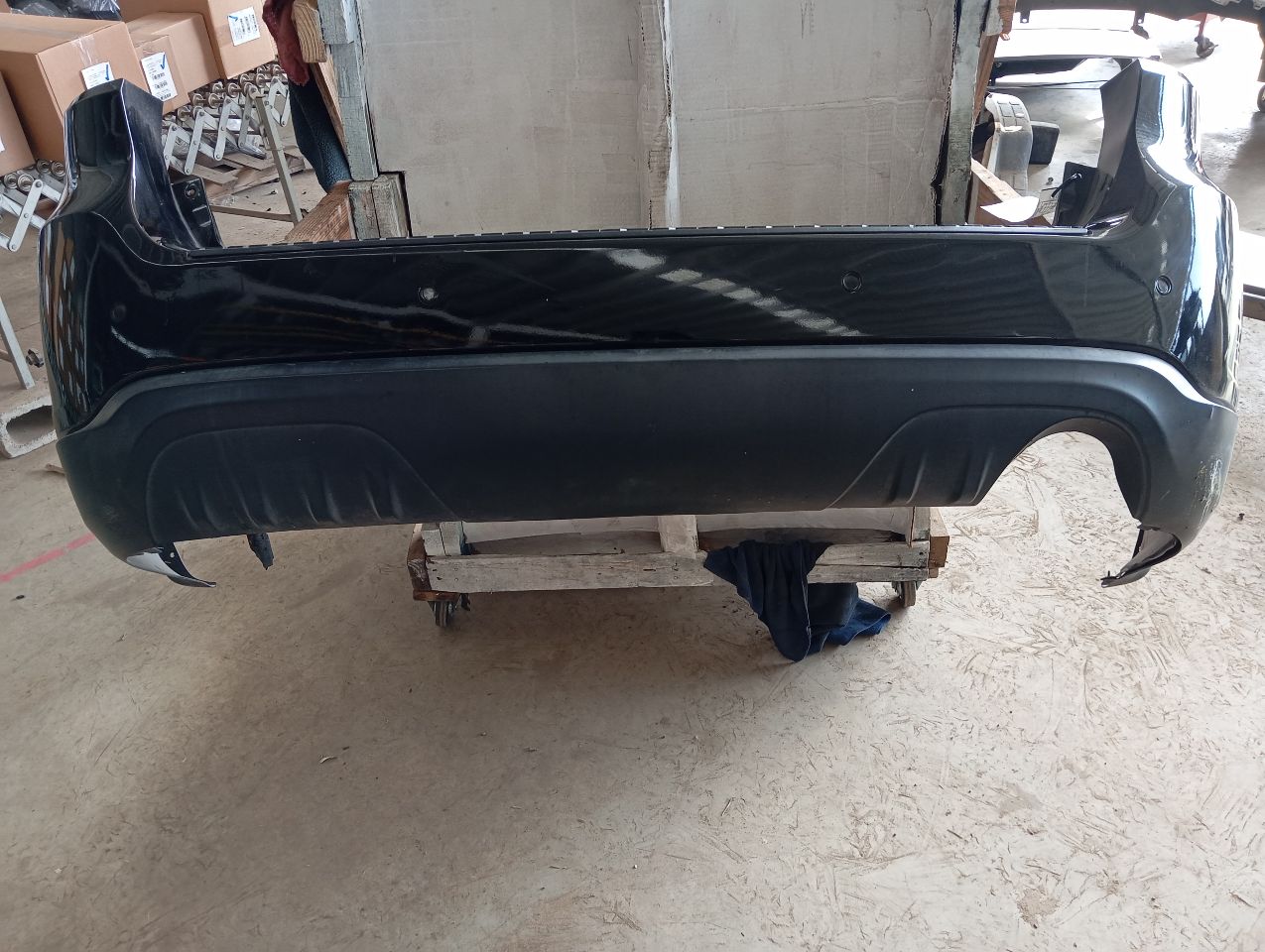 Part image 3