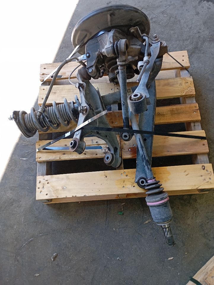 Part image 4
