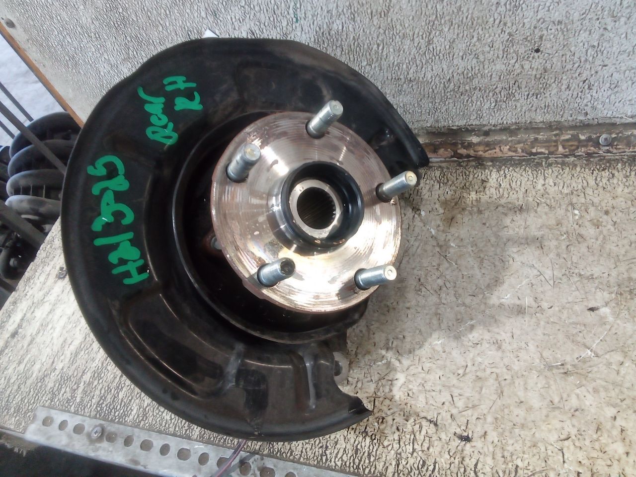 Part image 3