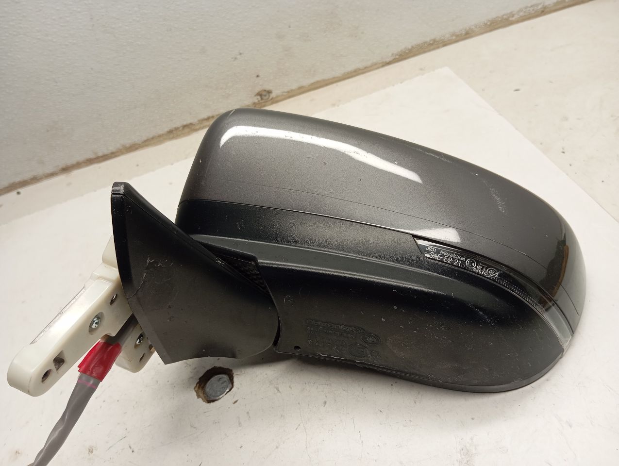 Part image 4