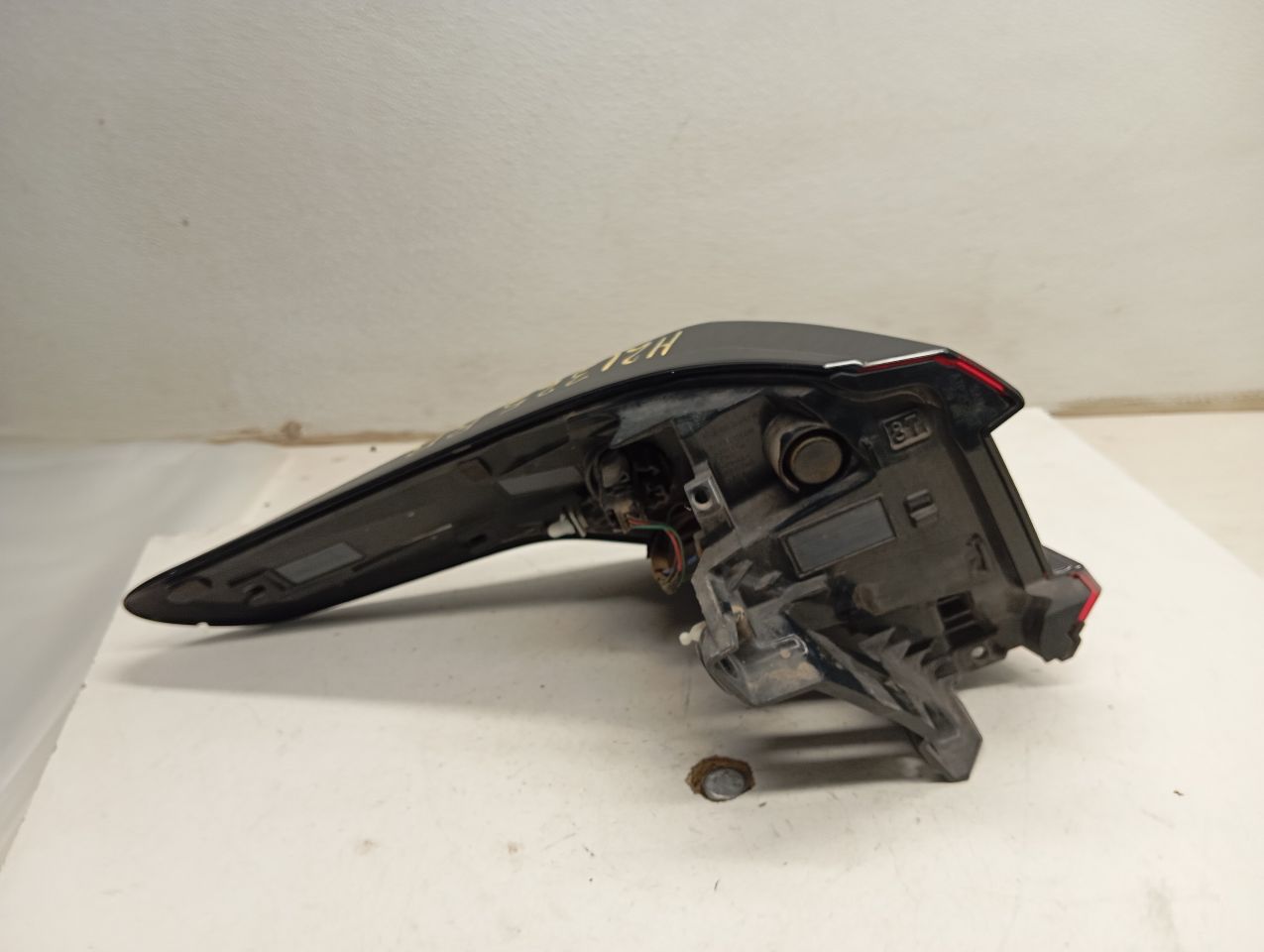 Part image 3