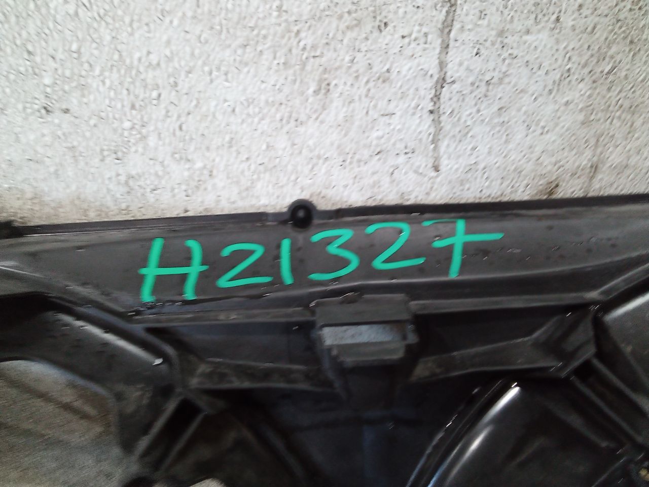 Part image 6