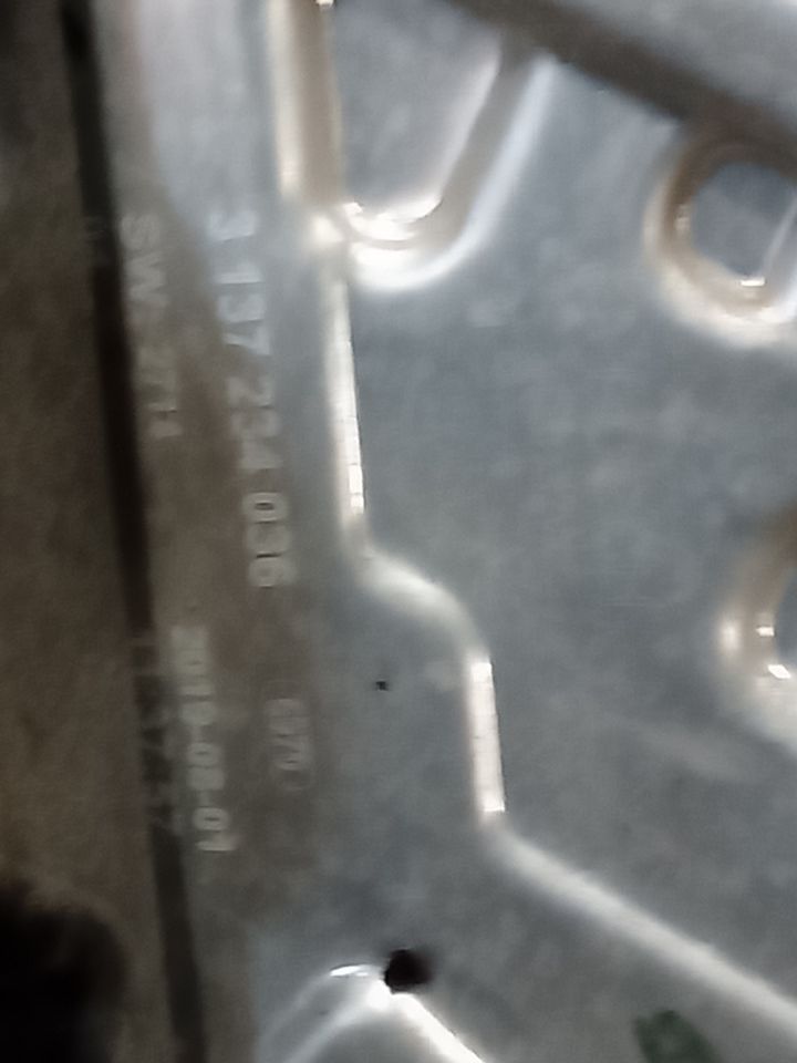 Part image 8