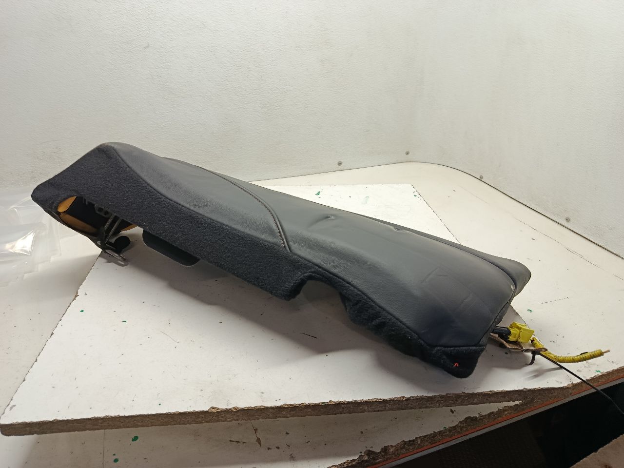 Part image 8