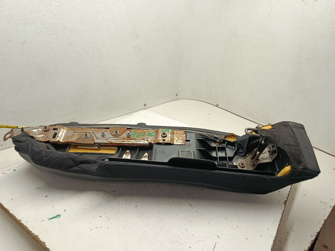 Part image 4