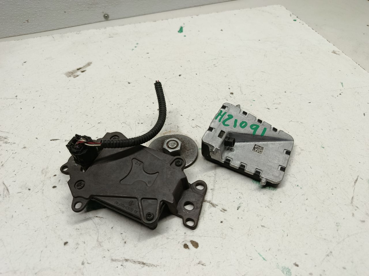 Part image 1