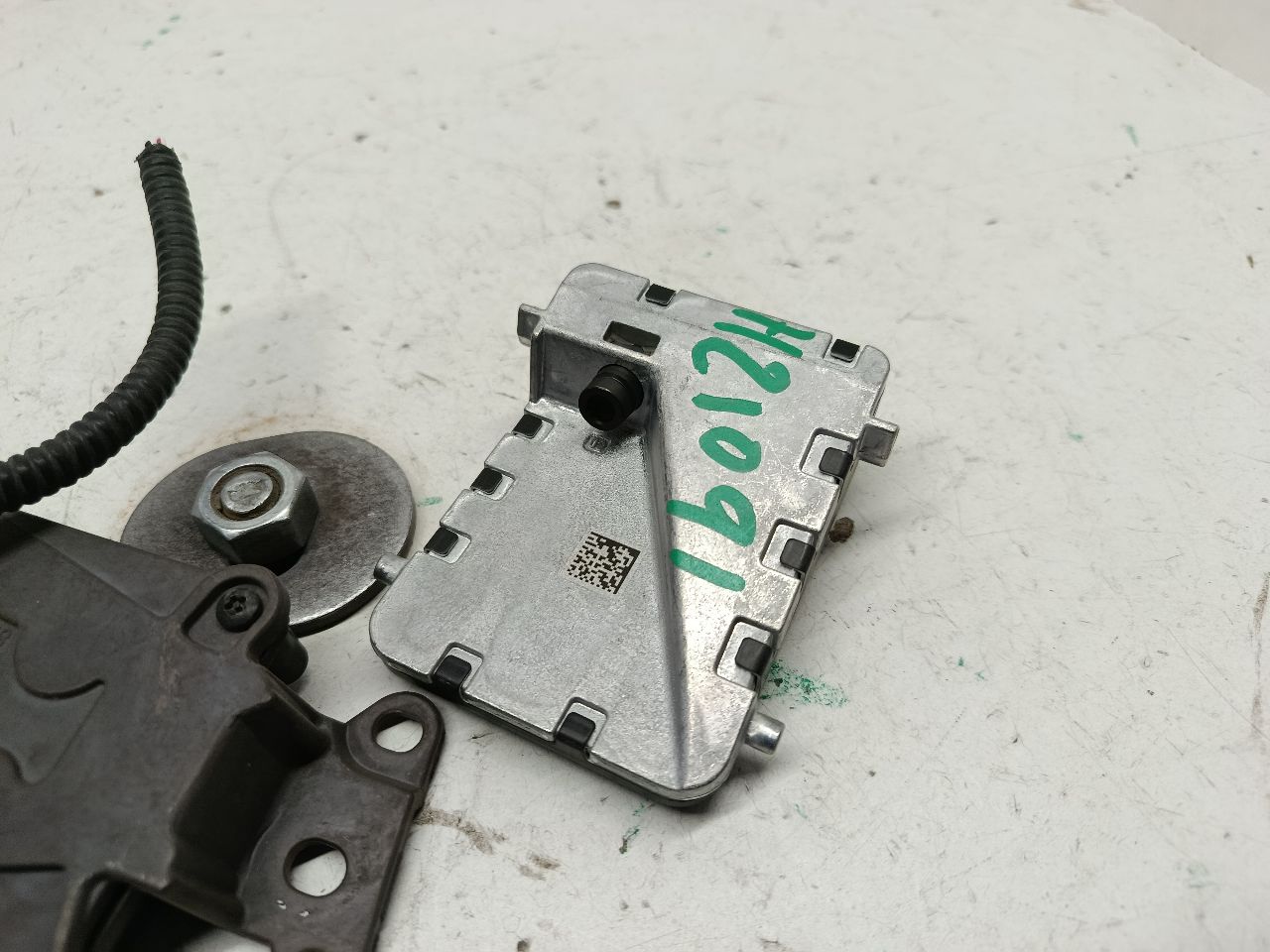 Part image 2