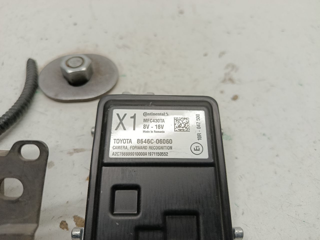 Part image 4
