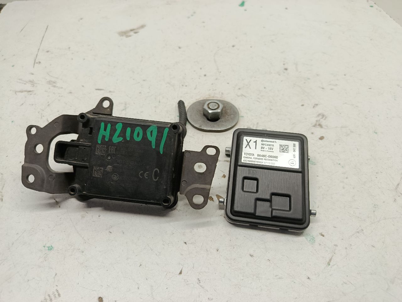Part image 5