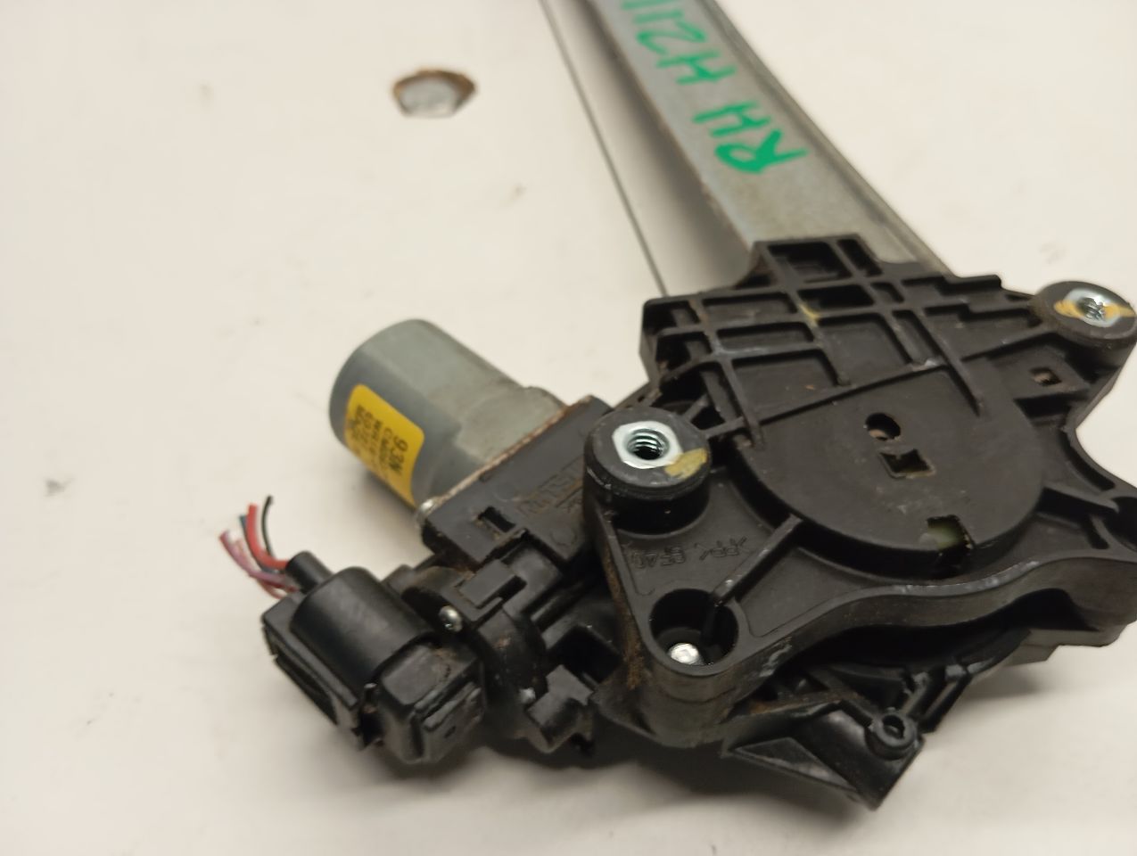 Part image 4