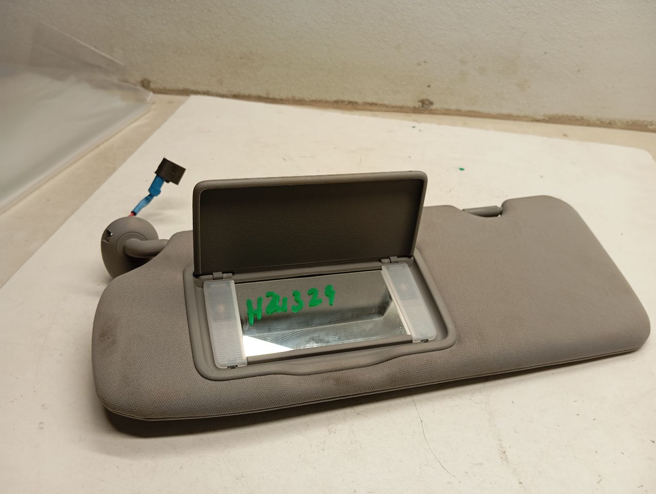 Part image 1