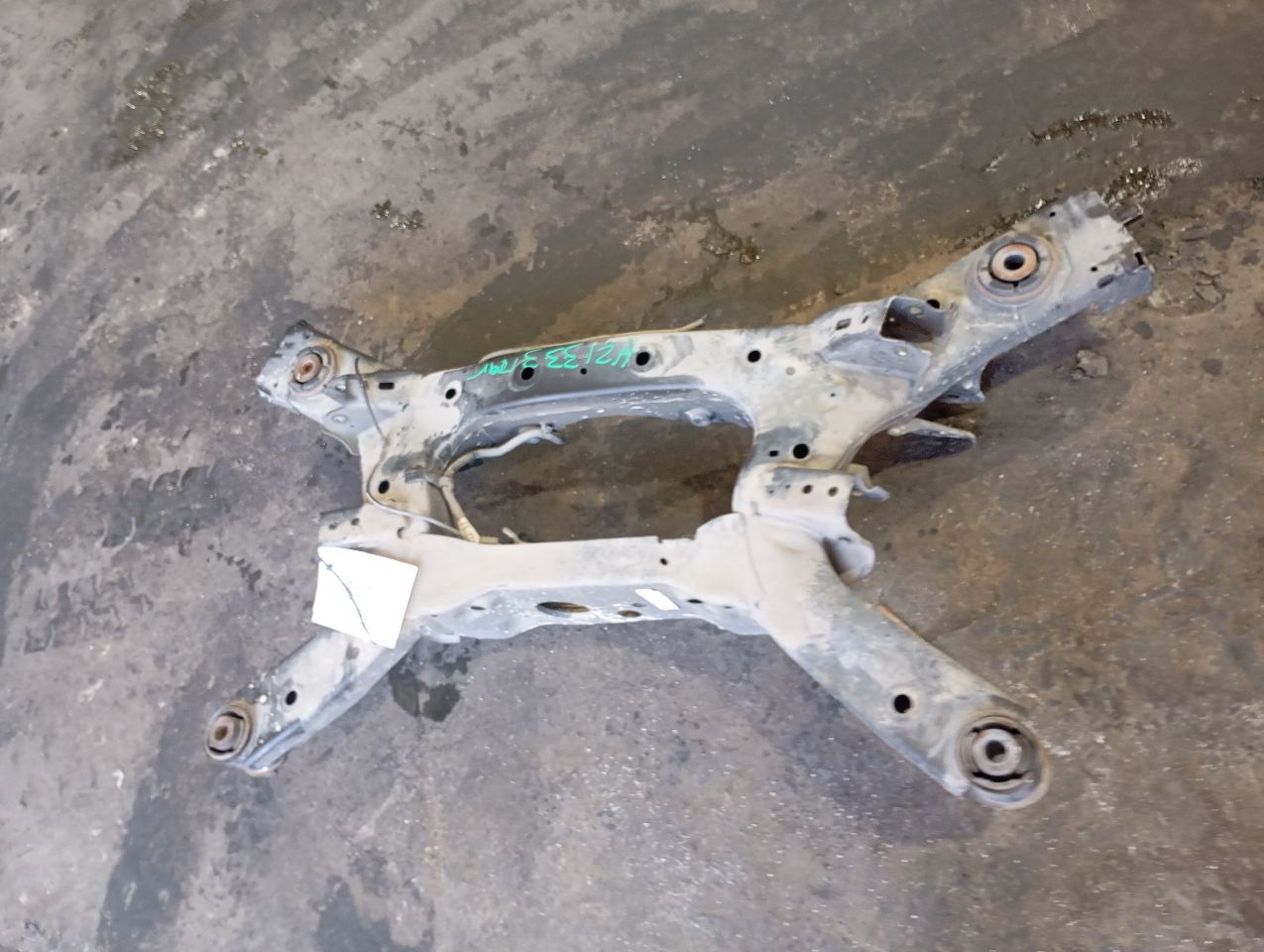 Part image 3