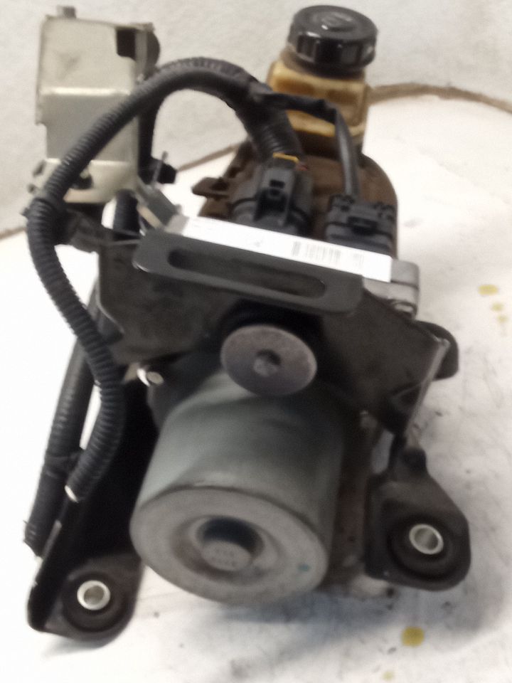 Part image 7