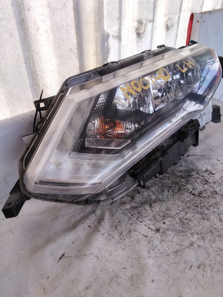 2019 Nissan ROGUE Headlamp Assembly