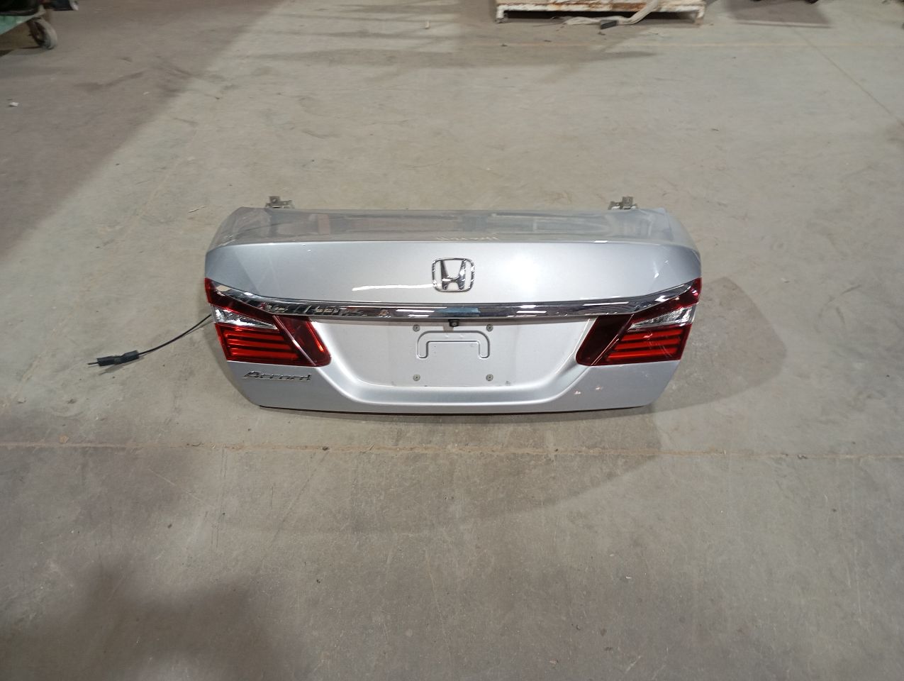 Part image 3