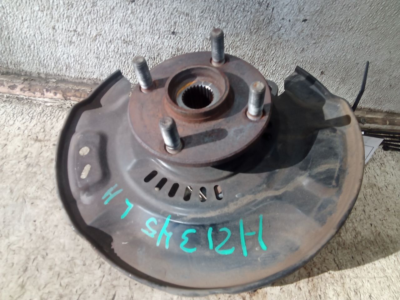Part image 3