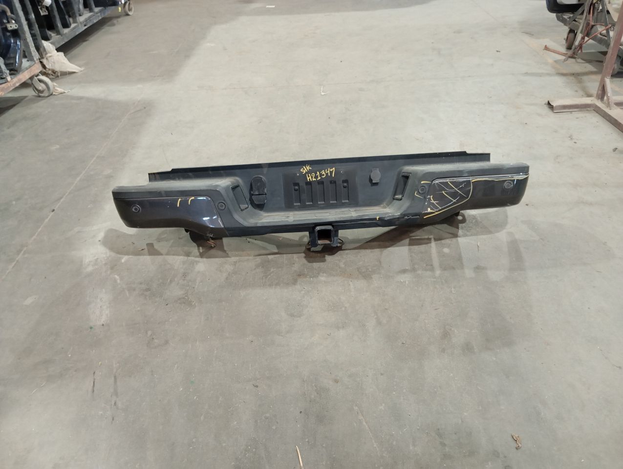 Part image 3