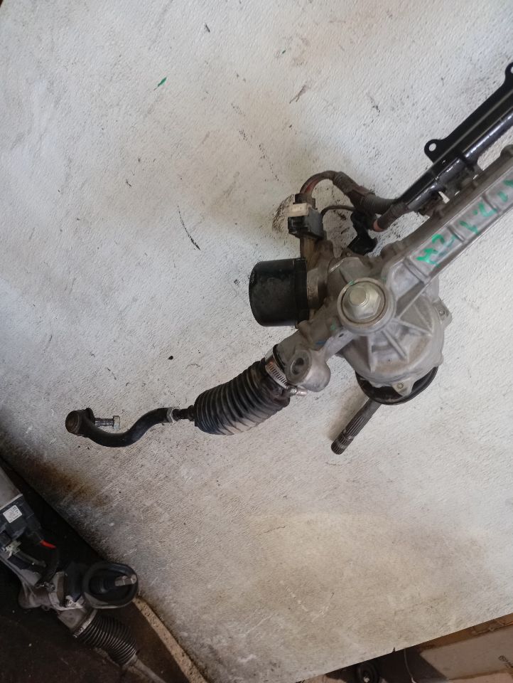 Part image 4