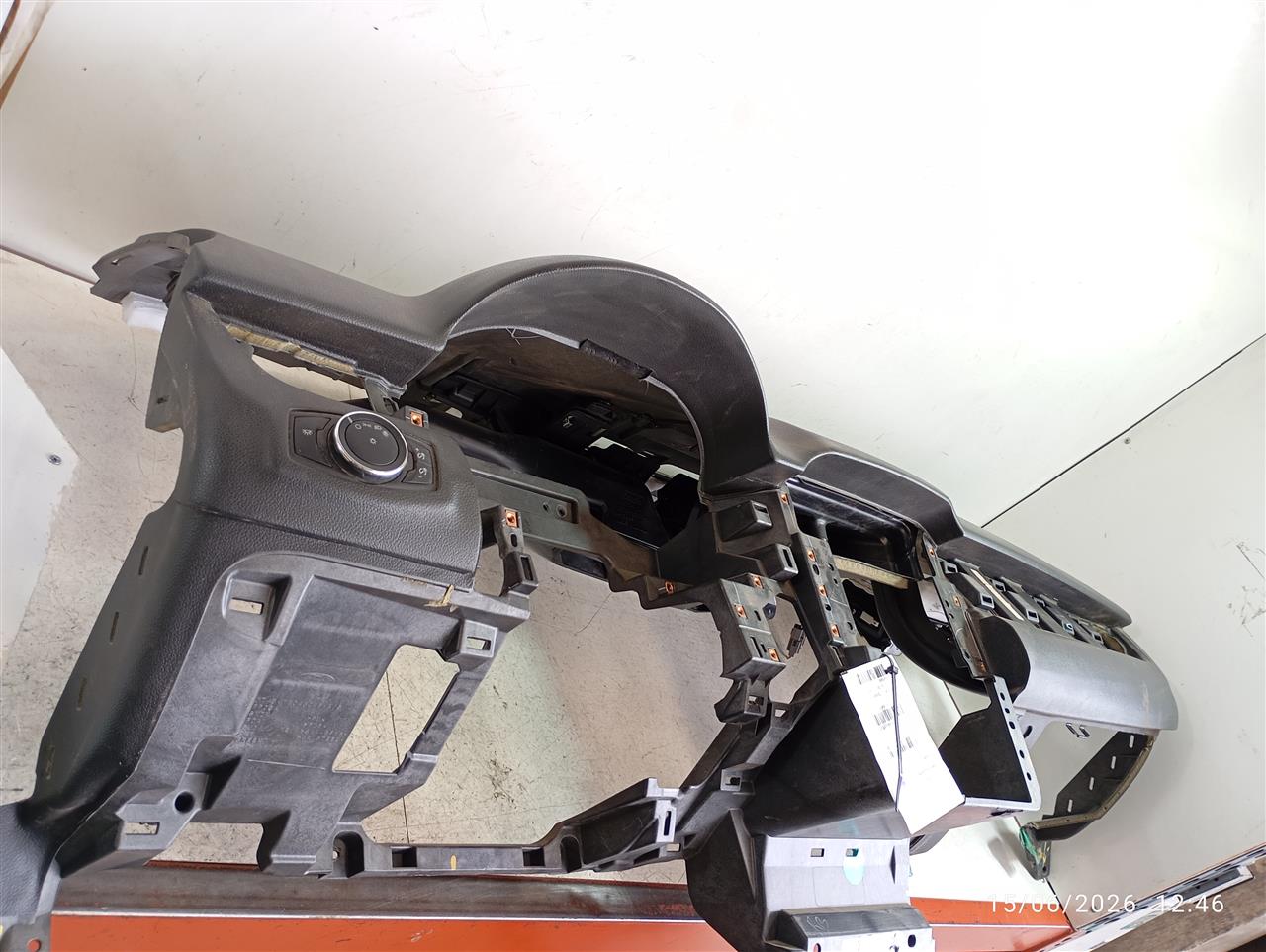 Part image 4