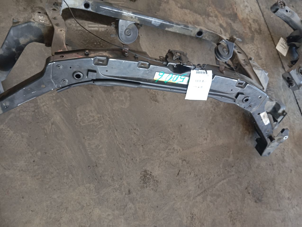 Part image 2