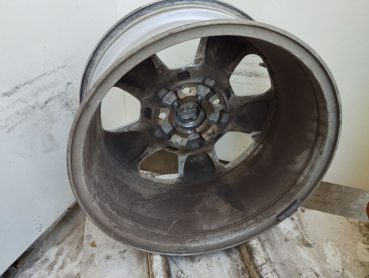 Part image 3