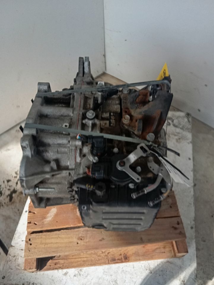 Part image 6