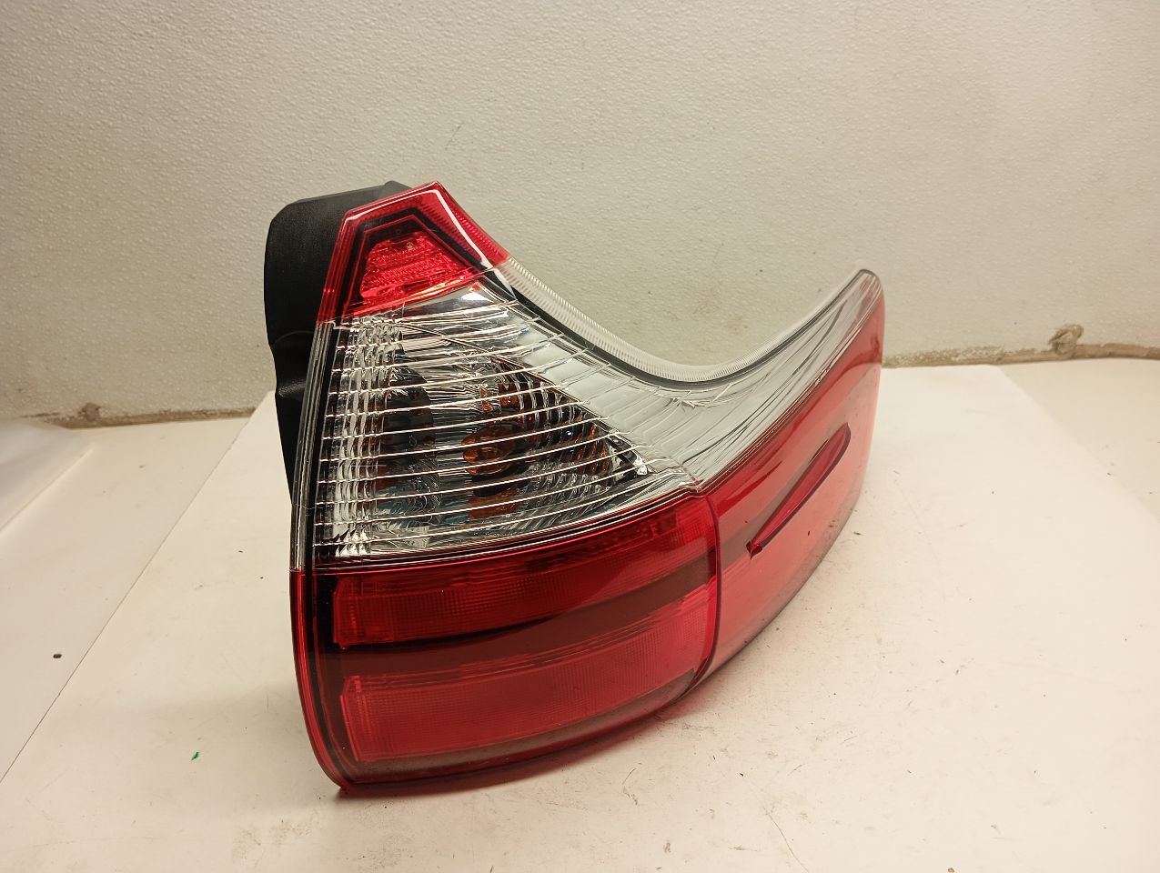 2015 Toyota SIENNA Tail Lamp
