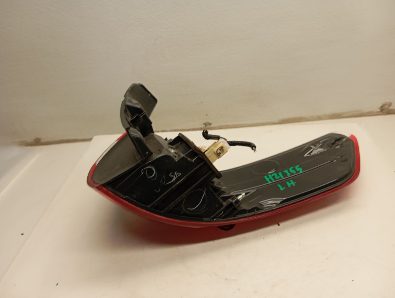 Part image 4