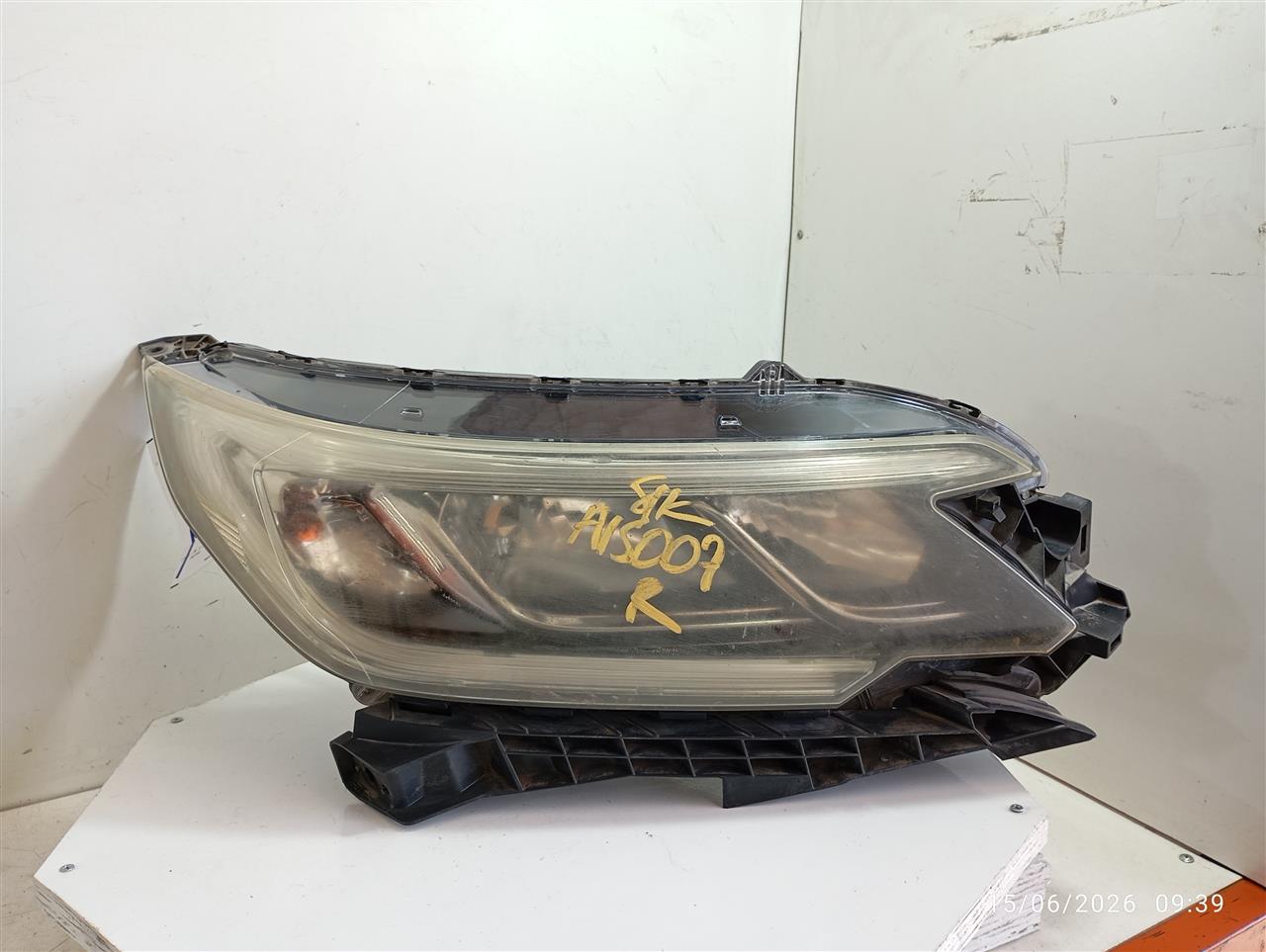 Part image 1