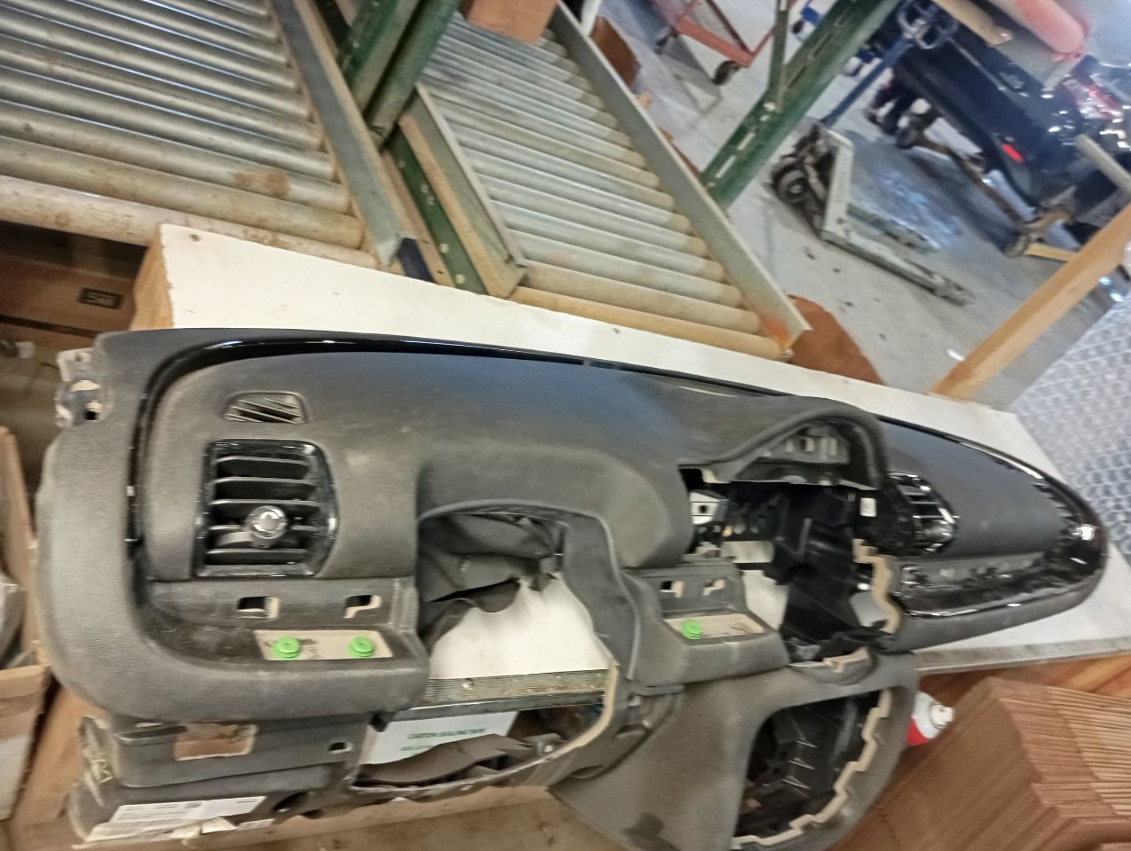 Part image 3