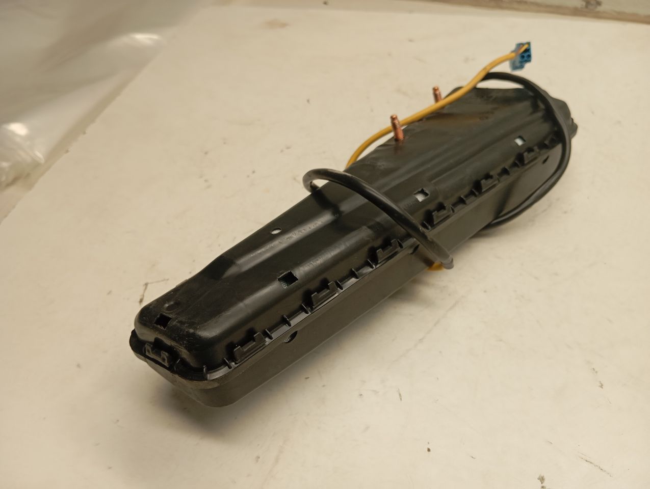 Part image 4