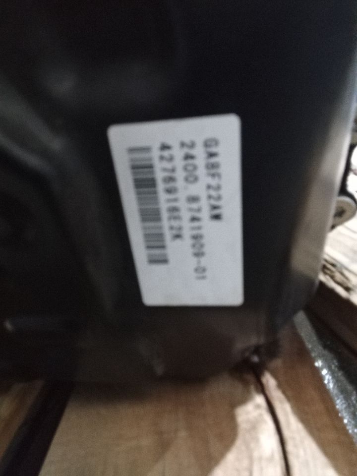 Part image 7