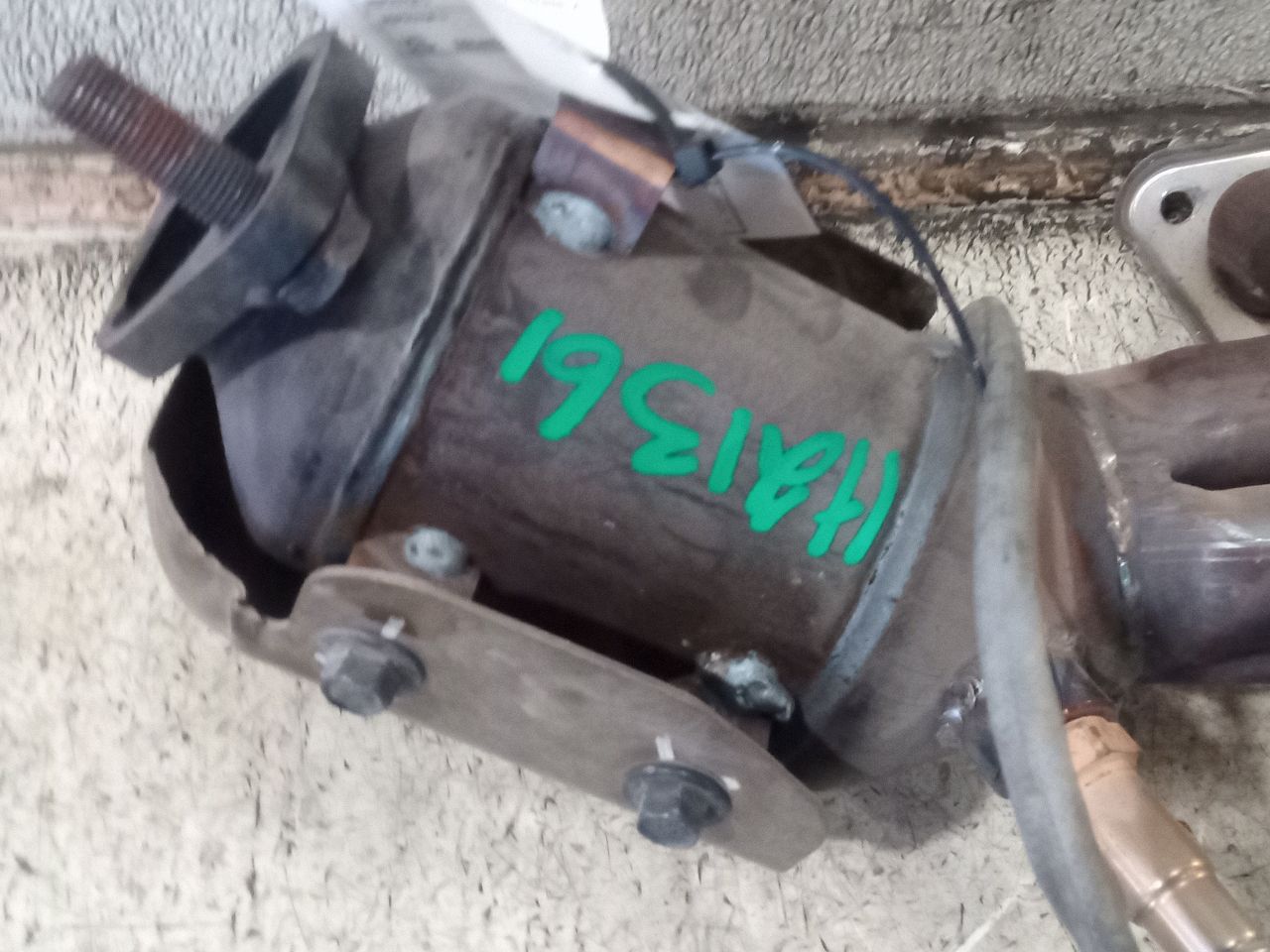 Part image 3
