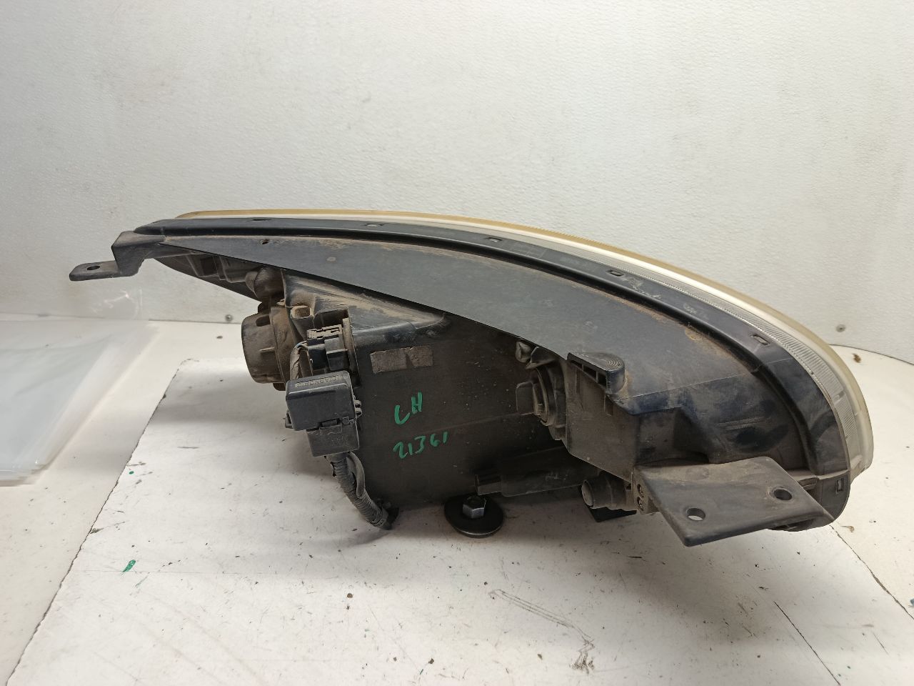 Part image 3