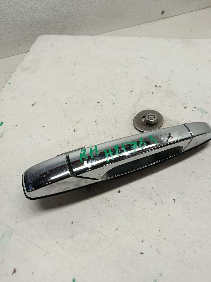 2013 General Motors TAHOE Dr Handle, Exterior